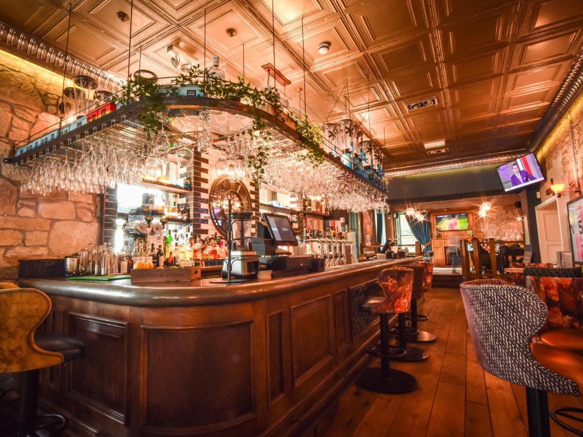 The Meadowpark Bar, Kitchen & Rooms Στέρλινγκ Εξωτερικό φωτογραφία